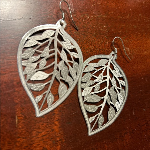 ✨Earrings, silver leaves - Picture 2 of 2